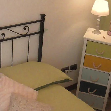 Italy's Enchanting Ambiance - A Snug In アパート *