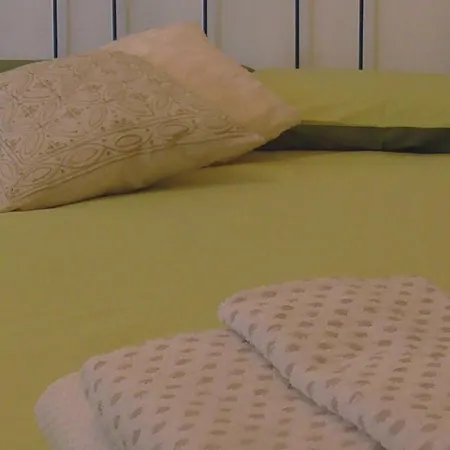 アパート Italy's Enchanting Ambiance - A Snug In ローマ