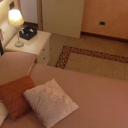 アパート Italy's Enchanting Ambiance - A Snug In